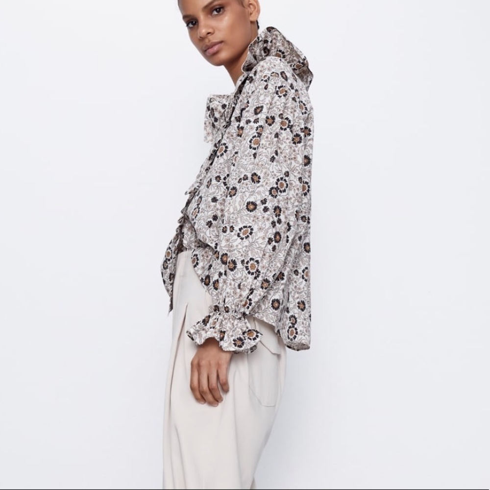 ZARA Ruffled Print Top - Picture 3 of 6